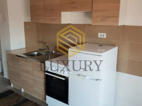 Izdavanje, jednosoban stan, 50m², Stari Aerodrom, Podgorica - image 10