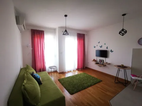 Izdavanje, garsonjera, 30m², City Kvart, Podgorica - image 5