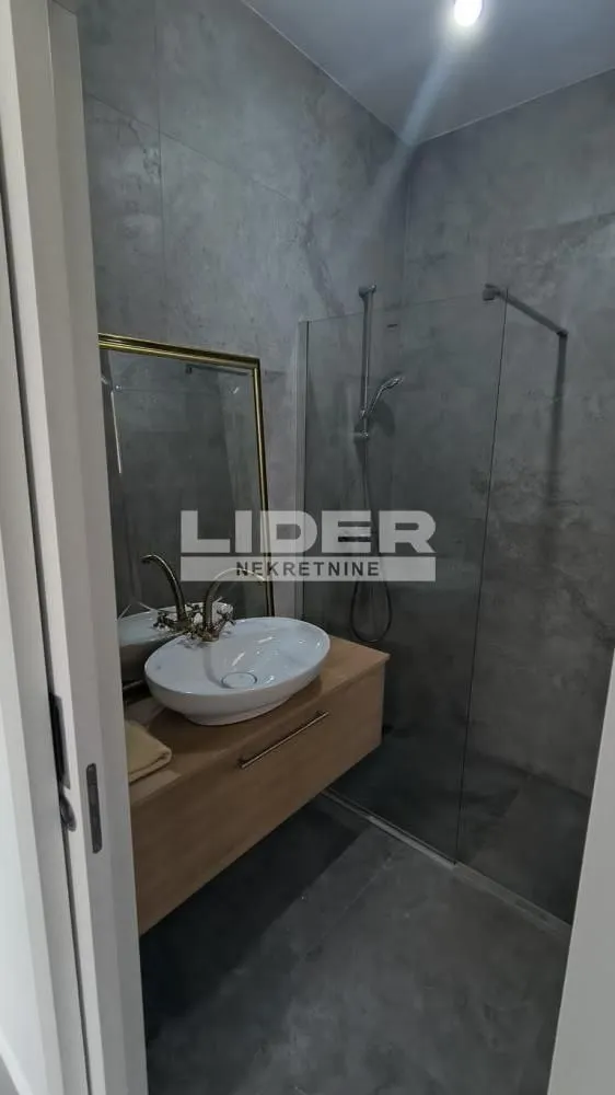 Sale, two bedroom apartment, 87m², Stari Grad, Beograd