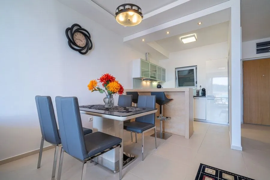 Sale, apartment, 75m², Pržno, Budva