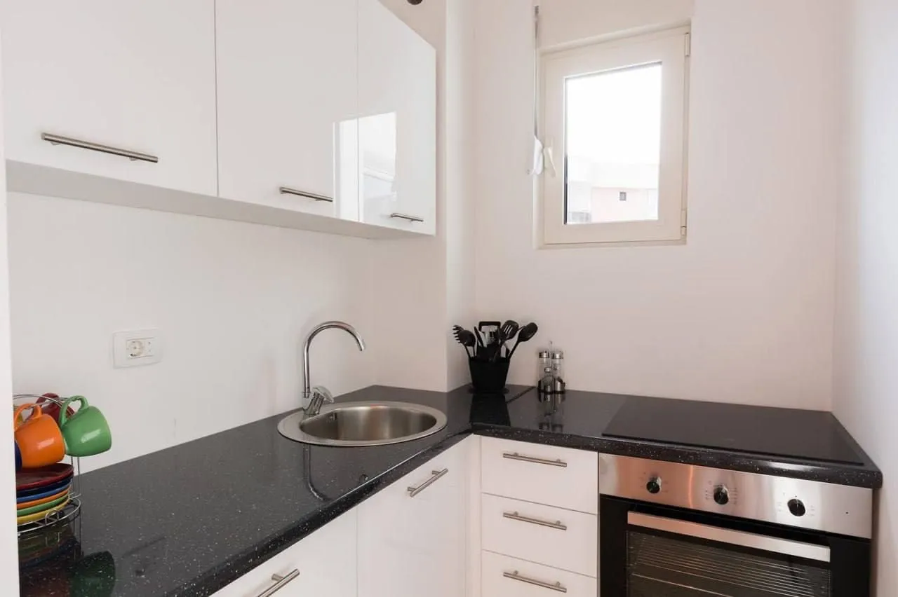 Sale, two bedroom apartment, 63m², Bečići, Budva