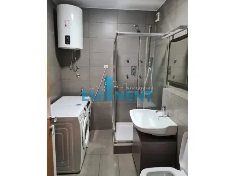 Izdavanje, trosoban stan, 82m², Slavija, Vračar Sve Podlokacije - image 12