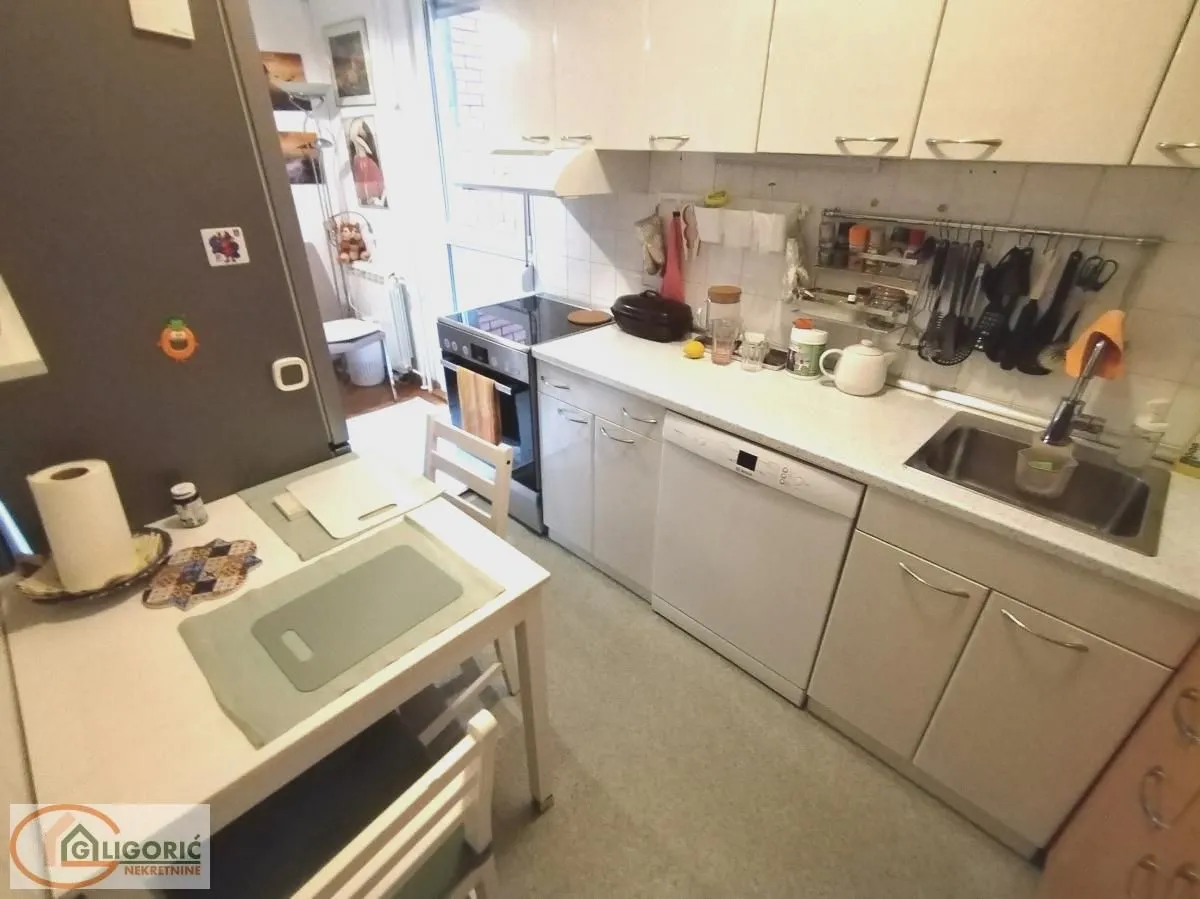 Sale, one bedroom apartment, 42m², Vukov Spomenik, Zvezdara Sve Podlokacije