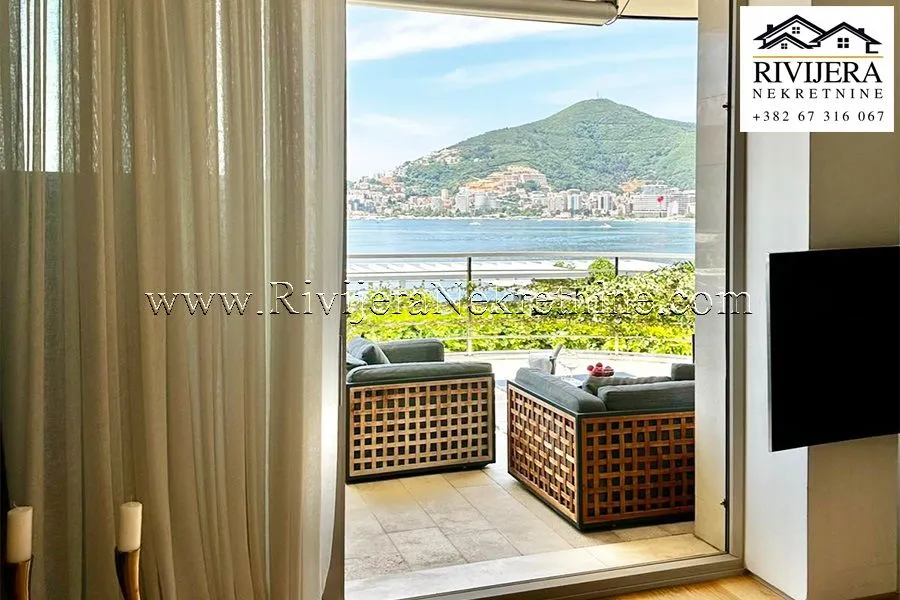 Sale, two bedroom apartment, 159m², Centar, Budva