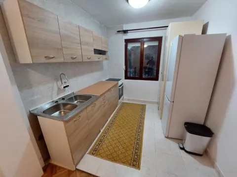 Izdavanje, dvosoban stan, 91m², Šušanj, Bar - image 2