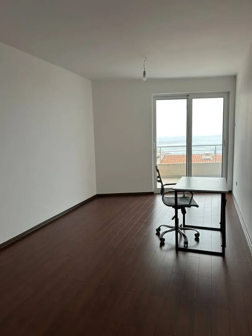 Prodaja, dvosoban stan, 89m², Petrovac, Budva