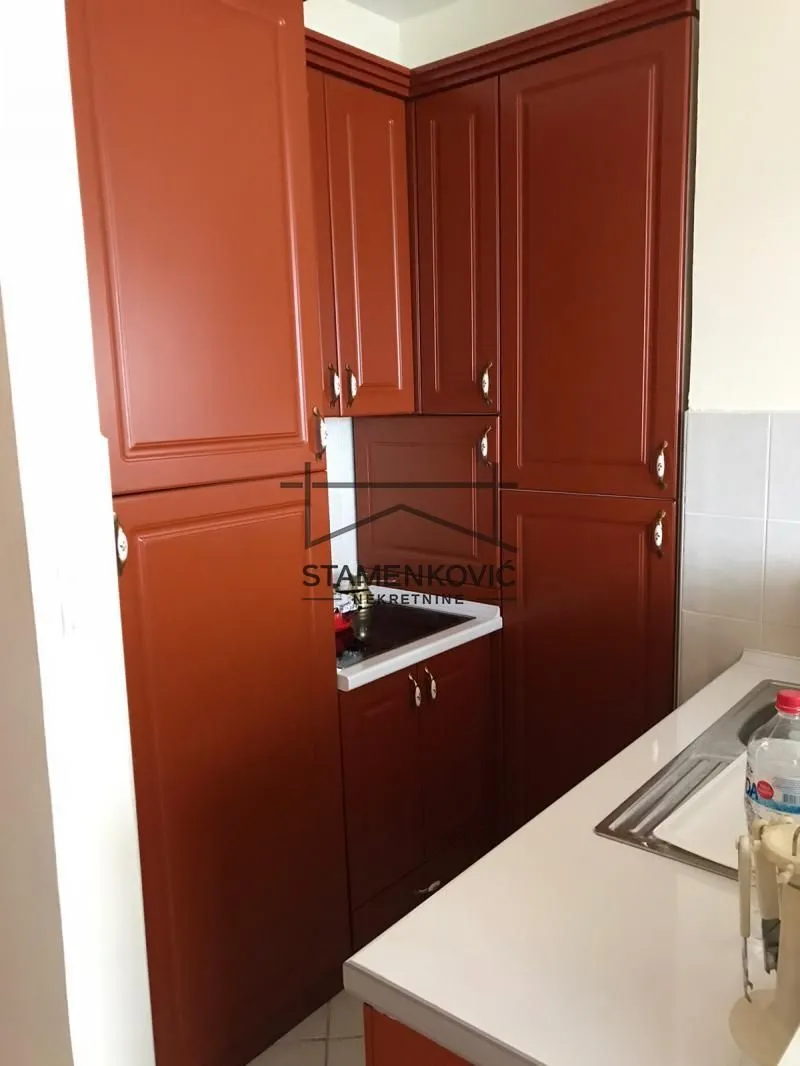 Prodaja, četvorosoban stan, 148m², Centar, Novi Sad