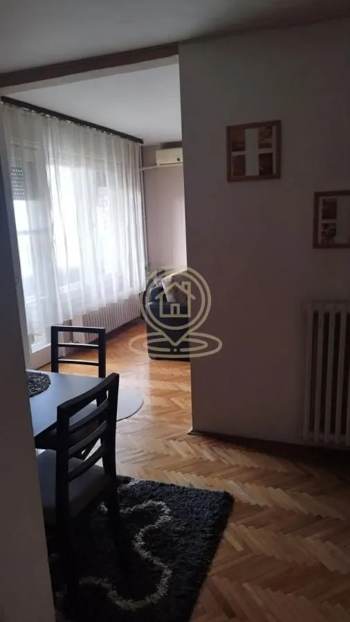 Prodaja, trosoban stan, 81m², Trošarina, Niš