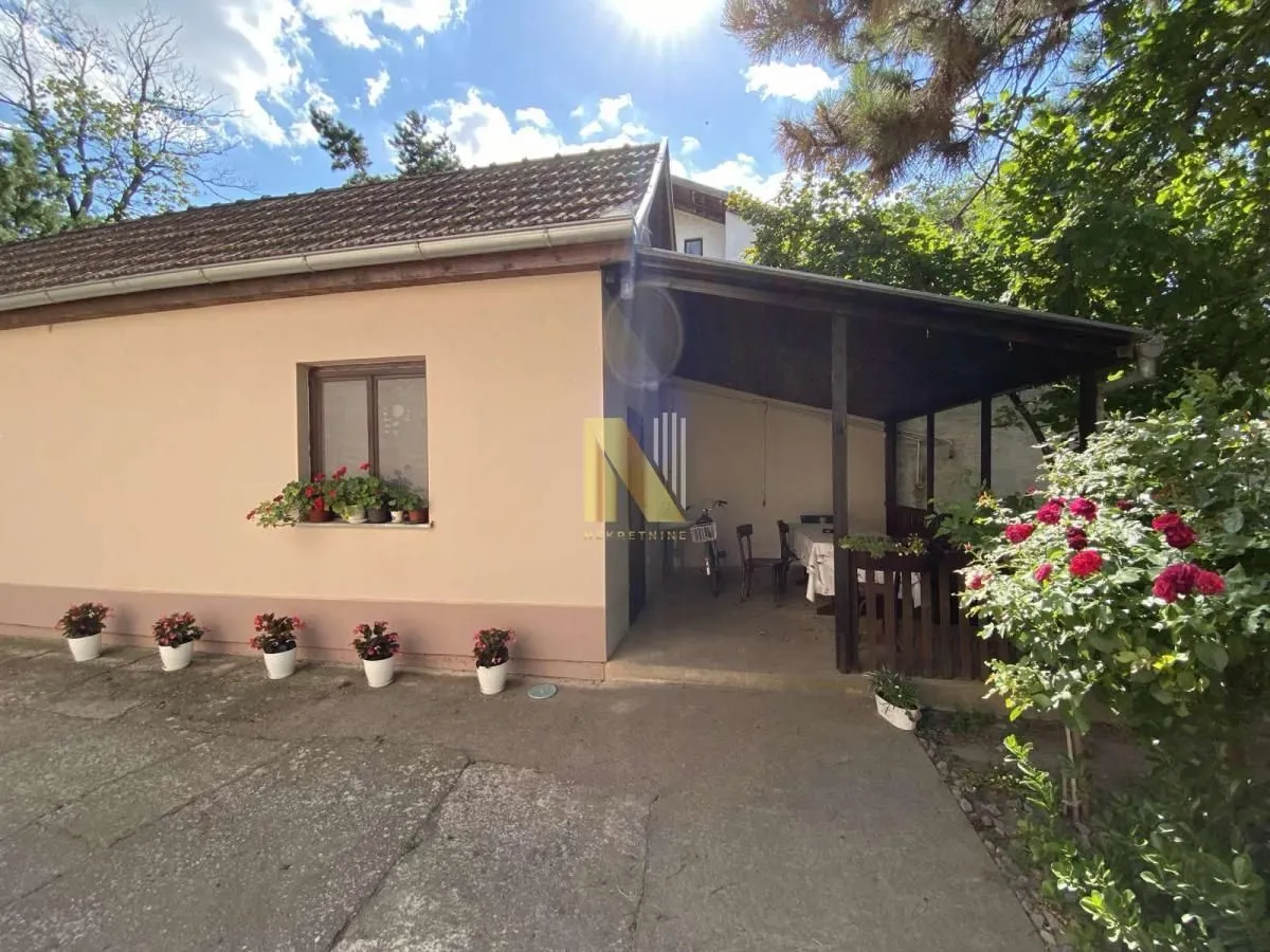 Prodaja, kuća, 275m², Bečej, Novi Sad
