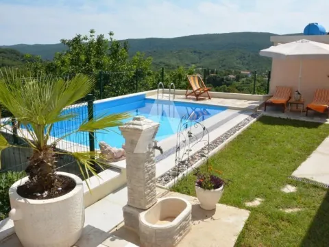 Izdavanje, kuća, 100m2, Radanovići, Kotor Izdavanje, kuća, 100m2, Radanovići, Kotor