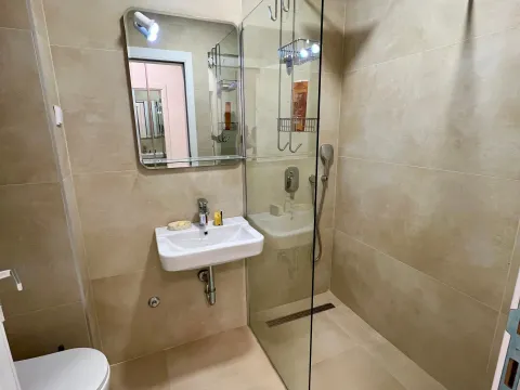 Izdavanje, jednosoban stan, 46m², Zabjelo, Podgorica - image 8