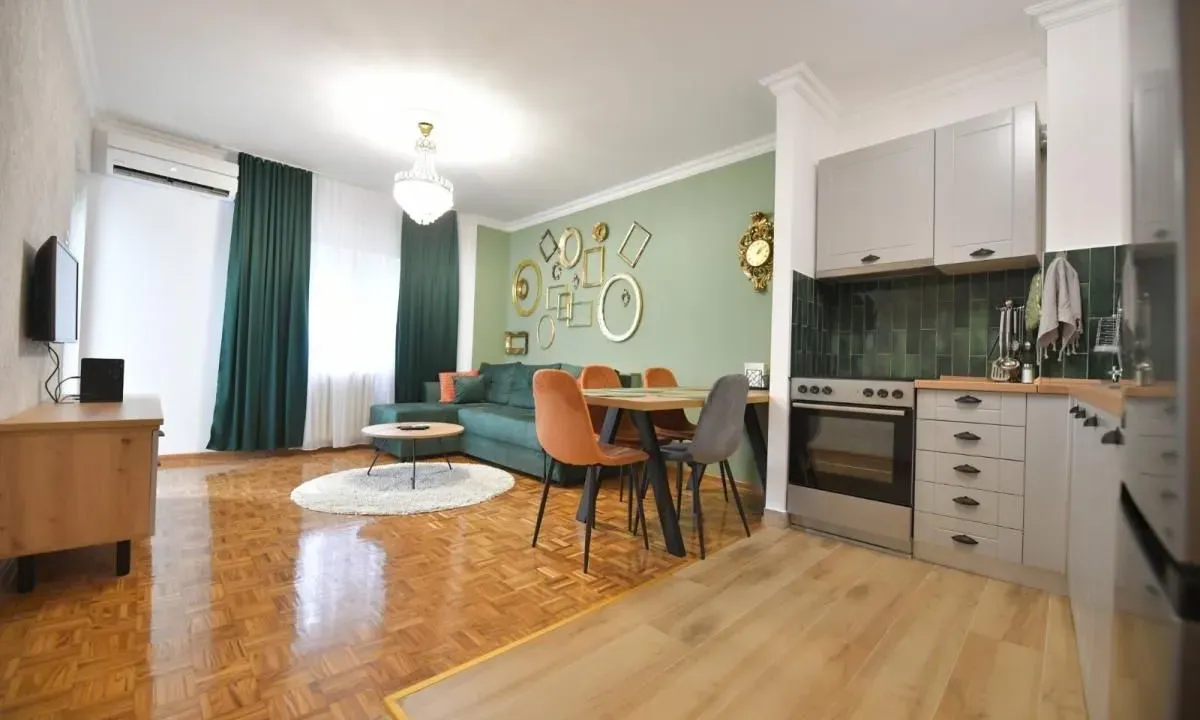 Izdavanje, dvosoban stan, 50m², Podbara, Novi Sad Sve Podlokacije