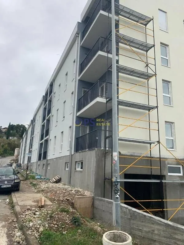 Prodaja, trosoban stan, 82m², Podgorica, Crna Gora