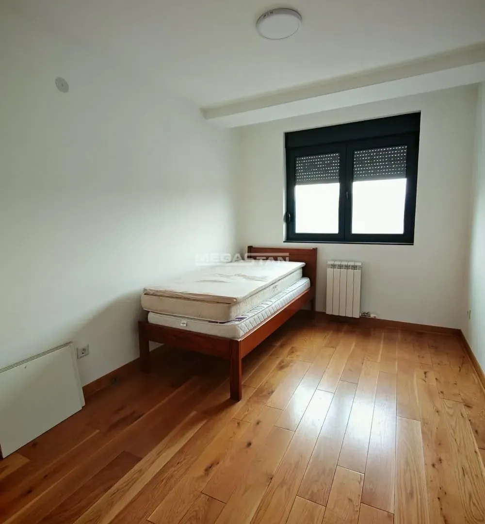 Sale, four bedroom apartment, 100m², Autokomanda, Voždovac Sve Podlokacije