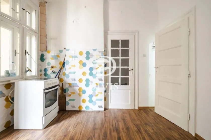 Sale, three bedroom apartment, 68m², Vračar Sve Podlokacije, Beograd