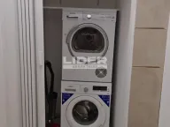 Izdavanje, trosoban stan, 85m², Senjak, Beograd - image 14