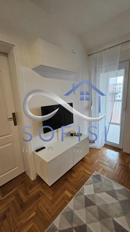 Prodaja, dvosoban stan, 39m², Socijalno, Novi Sad Sve Podlokacije