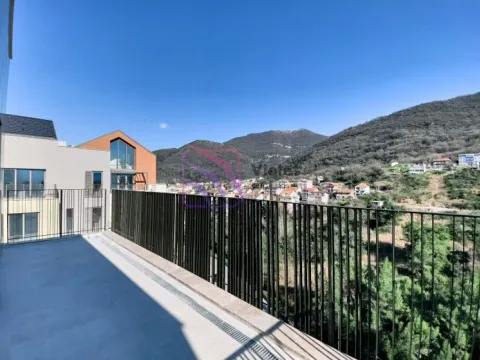 Prodaja, dvosoban stan, 102m², Porto Montenegro, Tivat - image 2