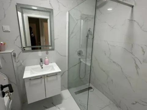 Prodaja, dvosoban stan, 68m², Centar, Bar - image 7