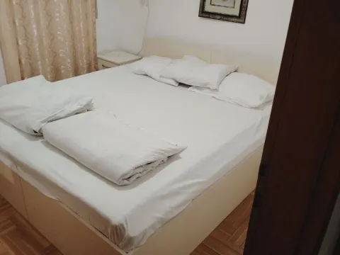 Rent, one bedroom apartment, 40m², Maine, Budva - image 4