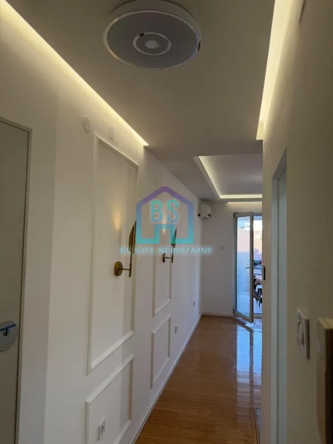 Prodaja, garsonjera, 26m², Socijalno, Novi Sad Sve Podlokacije