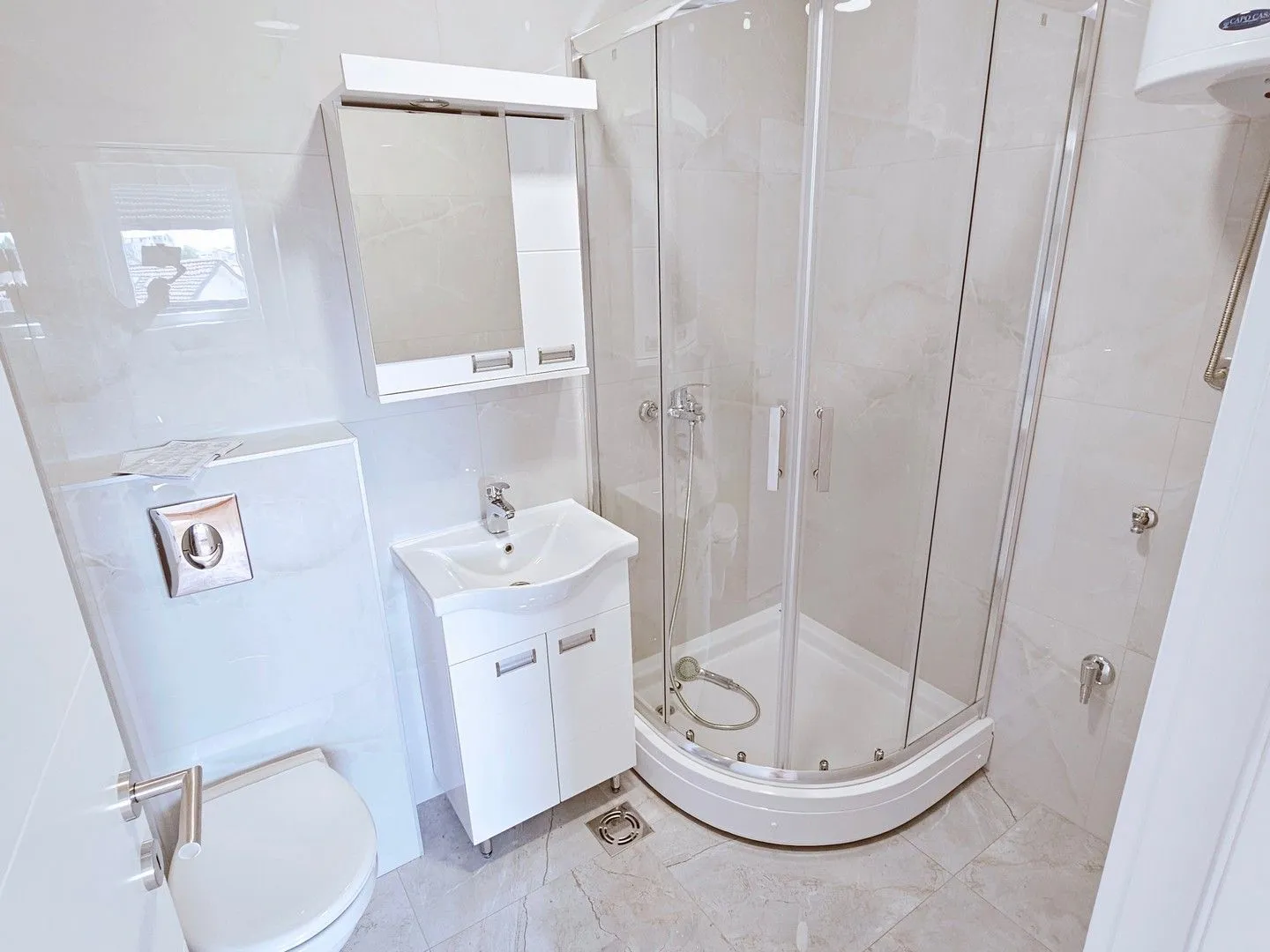 Prodaja, dvosoban stan, 58m², Altina, Beograd