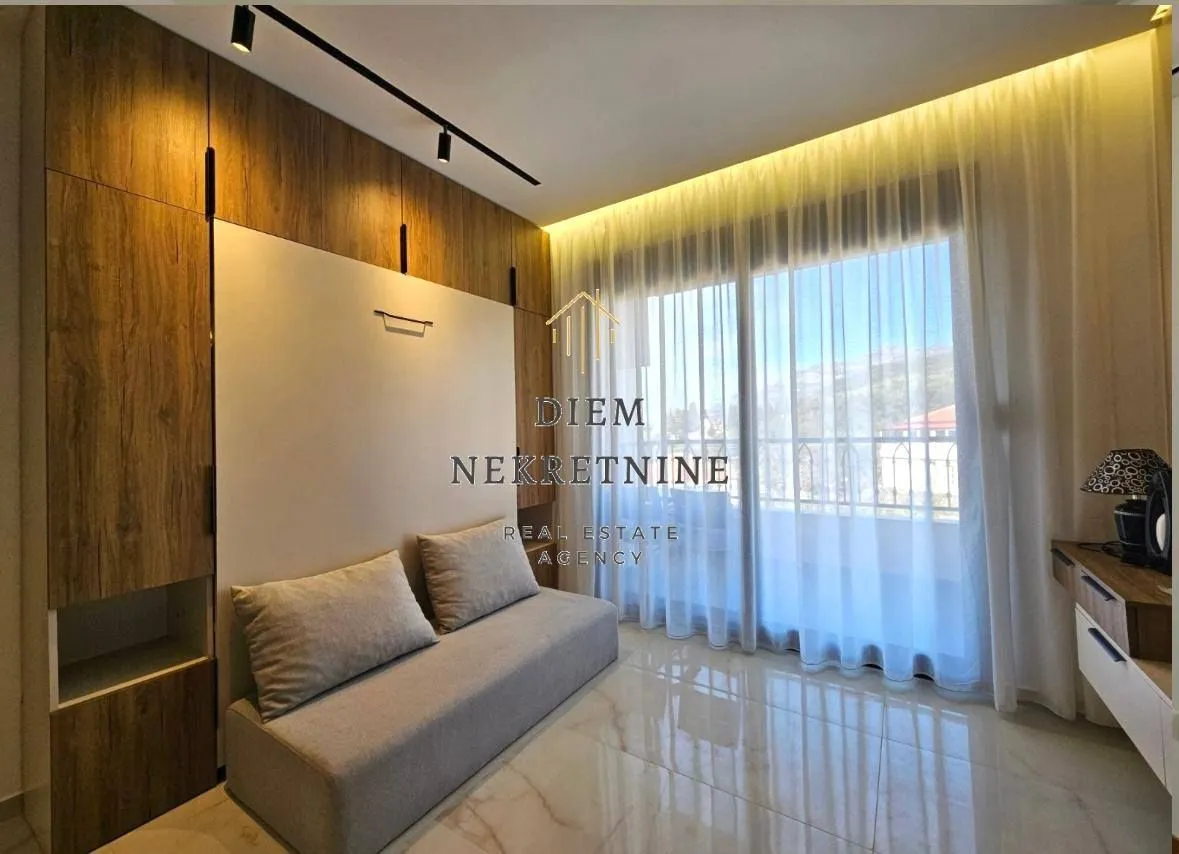 Rent, studio apartment, 25m², Čeluga, Bar
