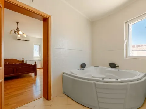 Prodaja, kuća, 400m², Dobre Vode, Bar - image 18