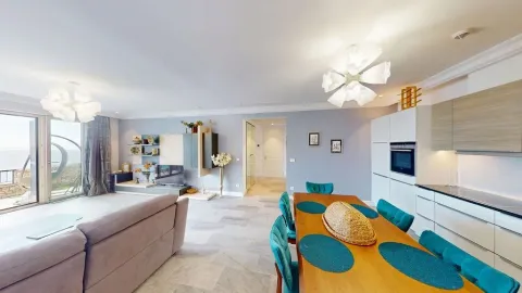 Prodaja, četvorosoban stan, 108m², Tivat, Crna Gora - image 19