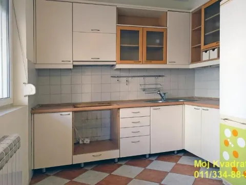 Prodaja, kuća, 143m², Uciteljsko Naselje, Zvezdara Sve Podlokacije - image 6
