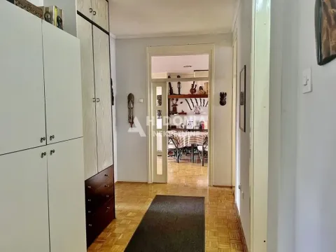 Sale, three bedroom apartment, 115m², Kanarevo Brdo, Beograd - image 6