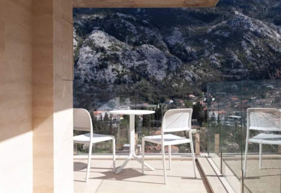 Prodaja, dvosoban stan, 136m², Kotor, Crna Gora