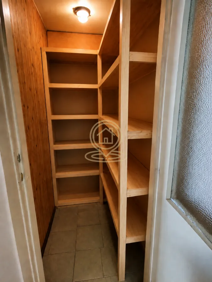 Prodaja, jednosoban stan, 37m², Aerodrom, Kragujevac