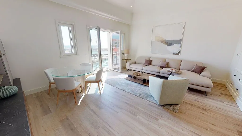 Prodaja, dvosoban stan, 74m², Tivat, Crna Gora