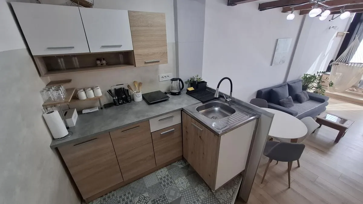 Prodaja, dvosoban stan, 50m², Rotkvarija, Novi Sad Sve Podlokacije