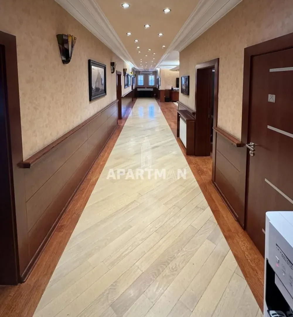 Rent, office space, 700m², Banjica, Voždovac Sve Podlokacije