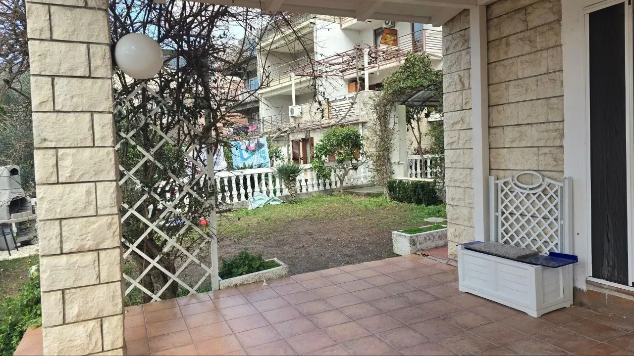 Sale, two bedroom apartment, 56m², Petrovac, Budva