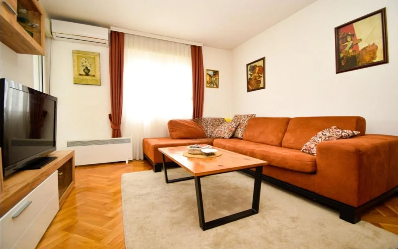 Rent, one bedroom apartment, 45m², Gorica C, Podgorica