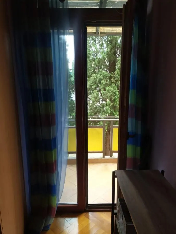 Prodaja, dvosoban stan, 95m², Podgorica, Crna Gora