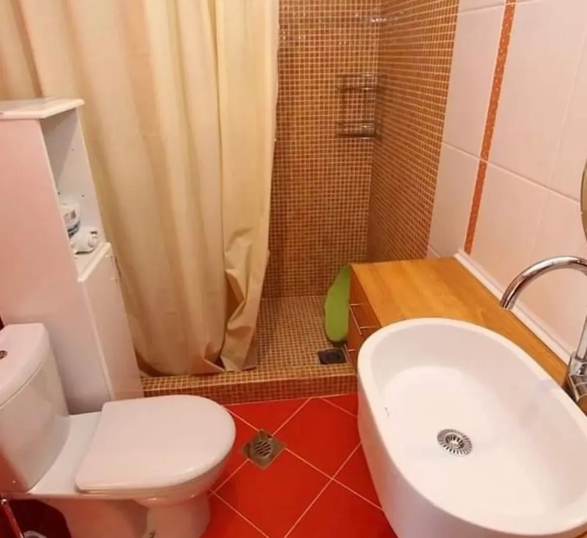 Rent, two bedroom apartment, 90m², Buljarica, Budva