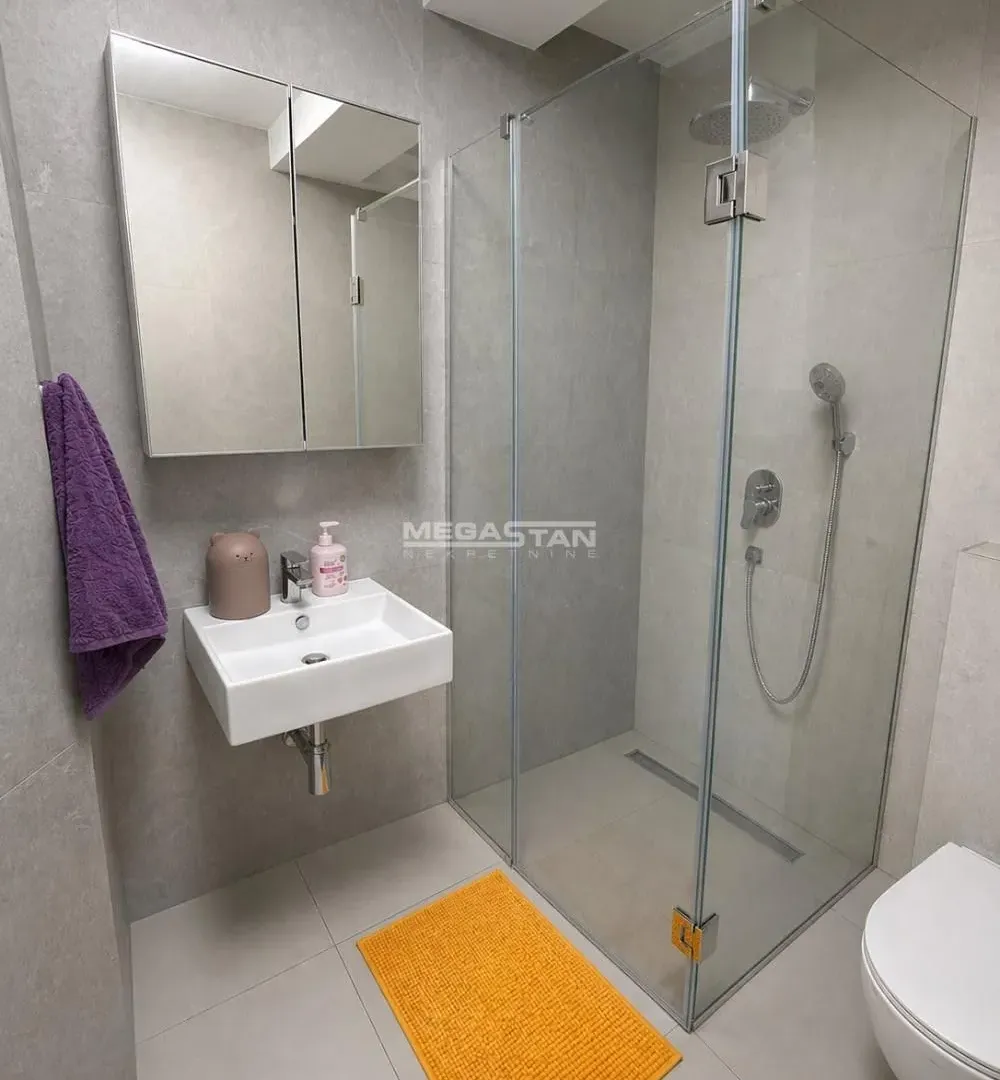 Sale, three bedroom apartment, 69m², Neimar, Vračar Sve Podlokacije