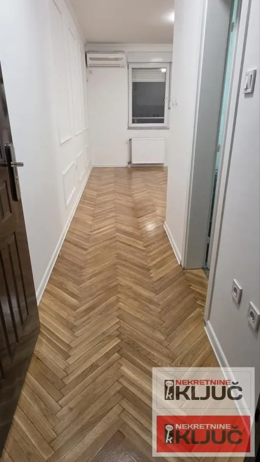 Prodaja, garsonjera, 25m², Nova Detelinara, Novi Sad Sve Podlokacije
