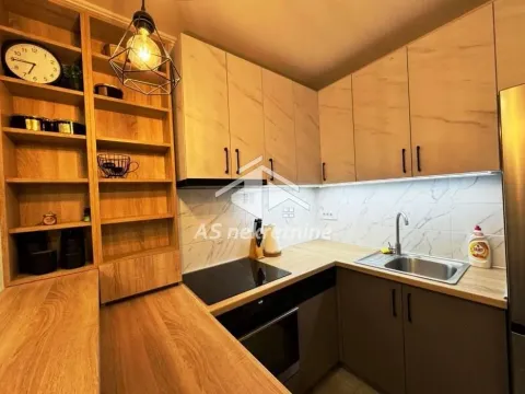 Izdavanje, dvosoban stan, 54m², Hadzipopovac, Palilula Sve Podlokacije - image 4