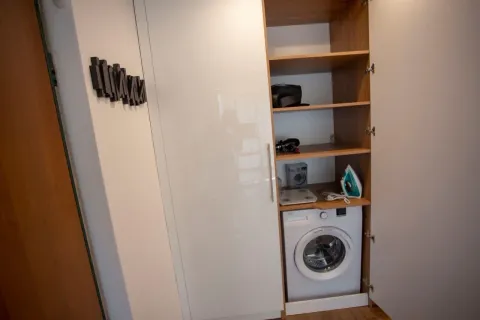 Rent, one bedroom apartment, 23m², Bečići, Budva - image 9