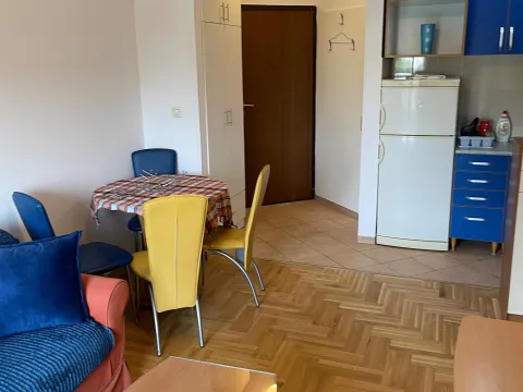 Izdavanje, jednosoban stan, 36m², Stari Aerodrom, Podgorica - image 2