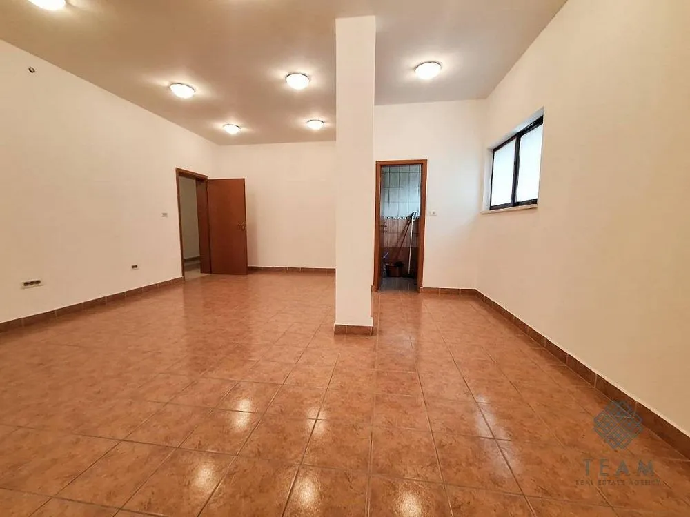 Sale, office space, 323m², Stari Aerodrom, Podgorica