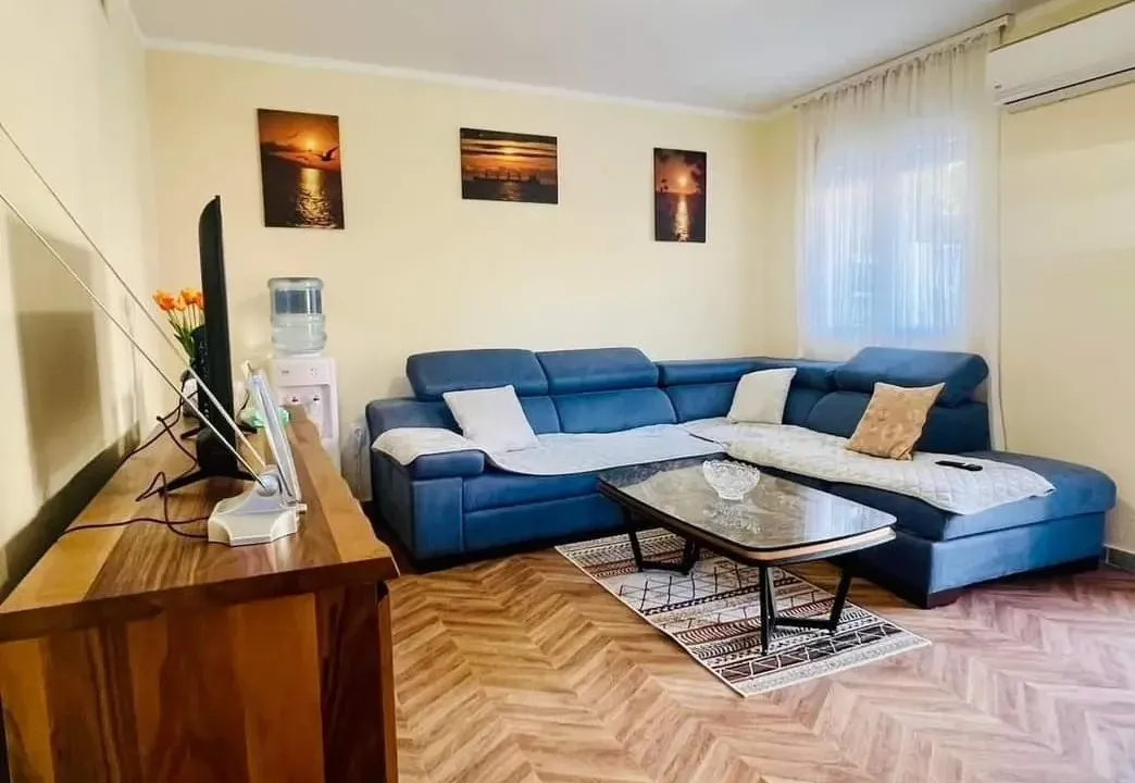 Sale, one bedroom apartment, 60m², Sutomore, Bar