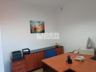 Izdavanje, poslovni prostor, 56m², Južni Bulevar, Vračar Sve Podlokacije - image 5