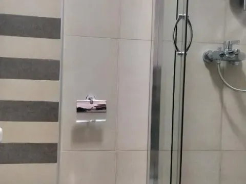 Rent, one bedroom apartment, 46m², Budva, Crna Gora - image 4