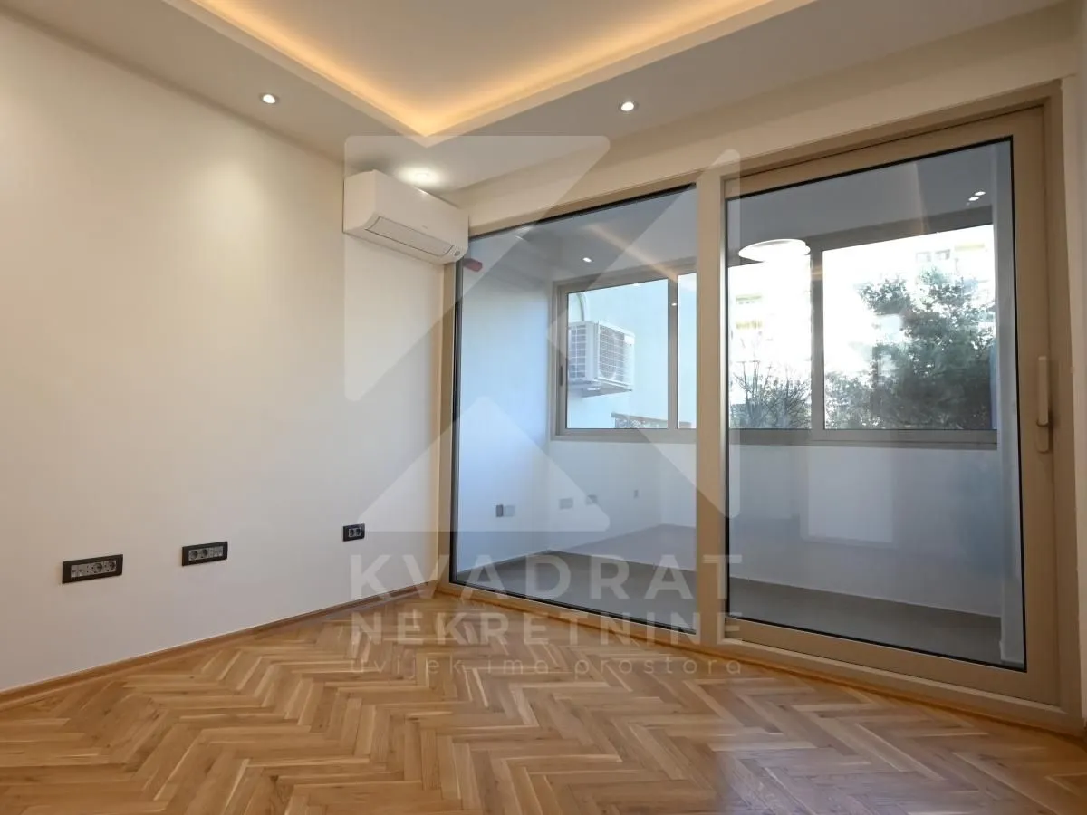 Rent, office space, 106m², Baston, Podgorica